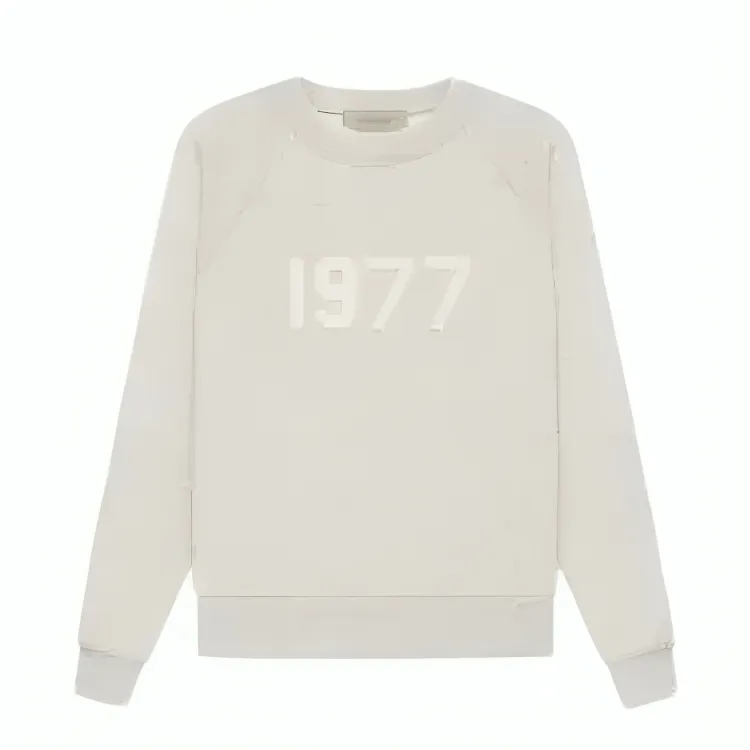Crewneck 1977 Essentials Sweatshirt